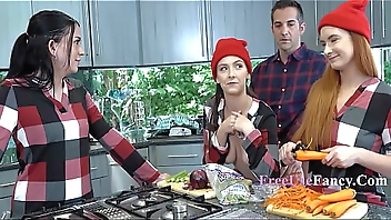 Free clothed XXX Videos phiporn.com